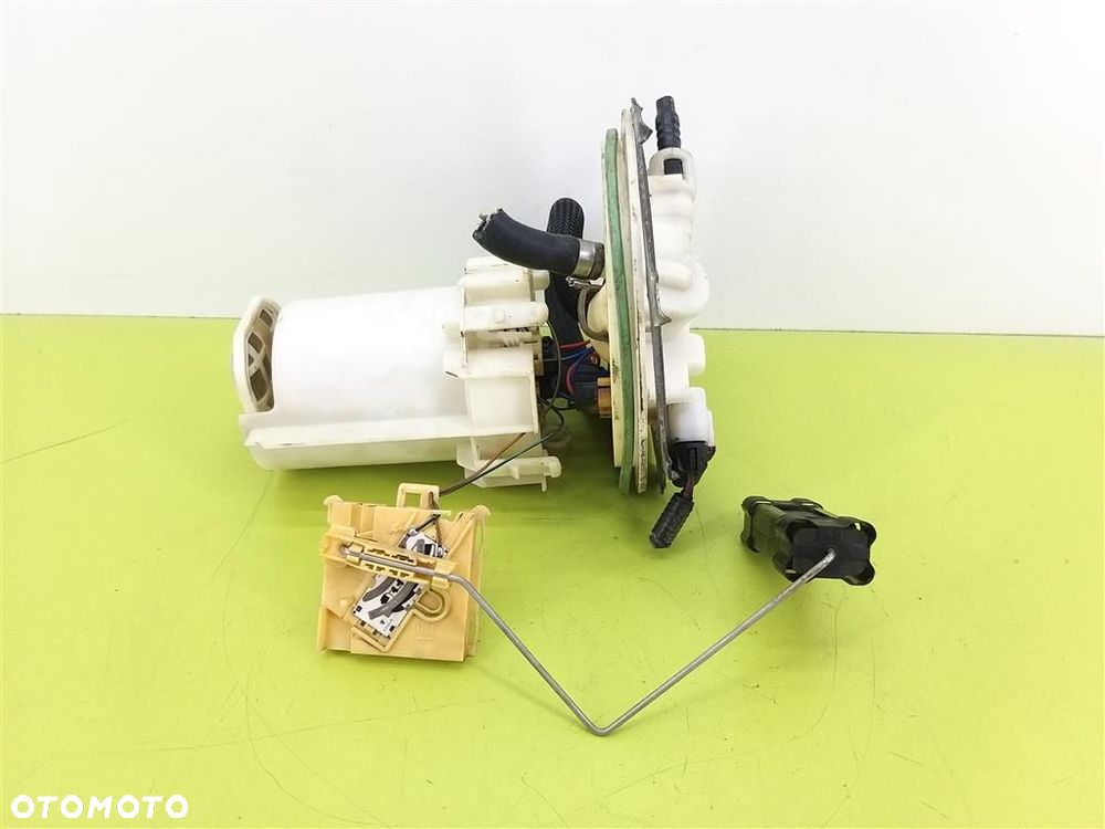 Pompa pompka paliwa PŁYWAK Opel Vectra C SIGNUM 02-08 2.2 145 KM VDO 4 PINY - 1