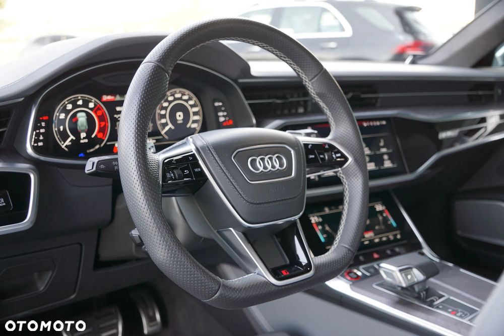 Audi RS6 Avant - 10
