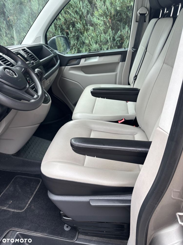 Volkswagen Transporter T6 - 21