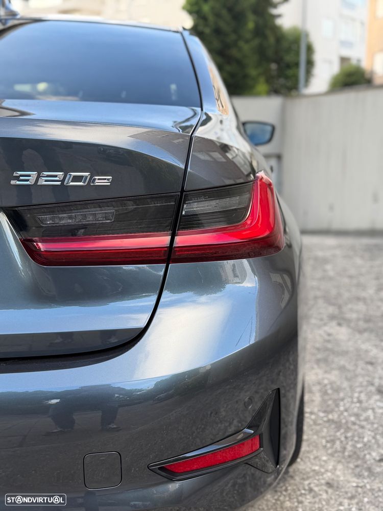 BMW 320 e Corporate Edition Auto - 10
