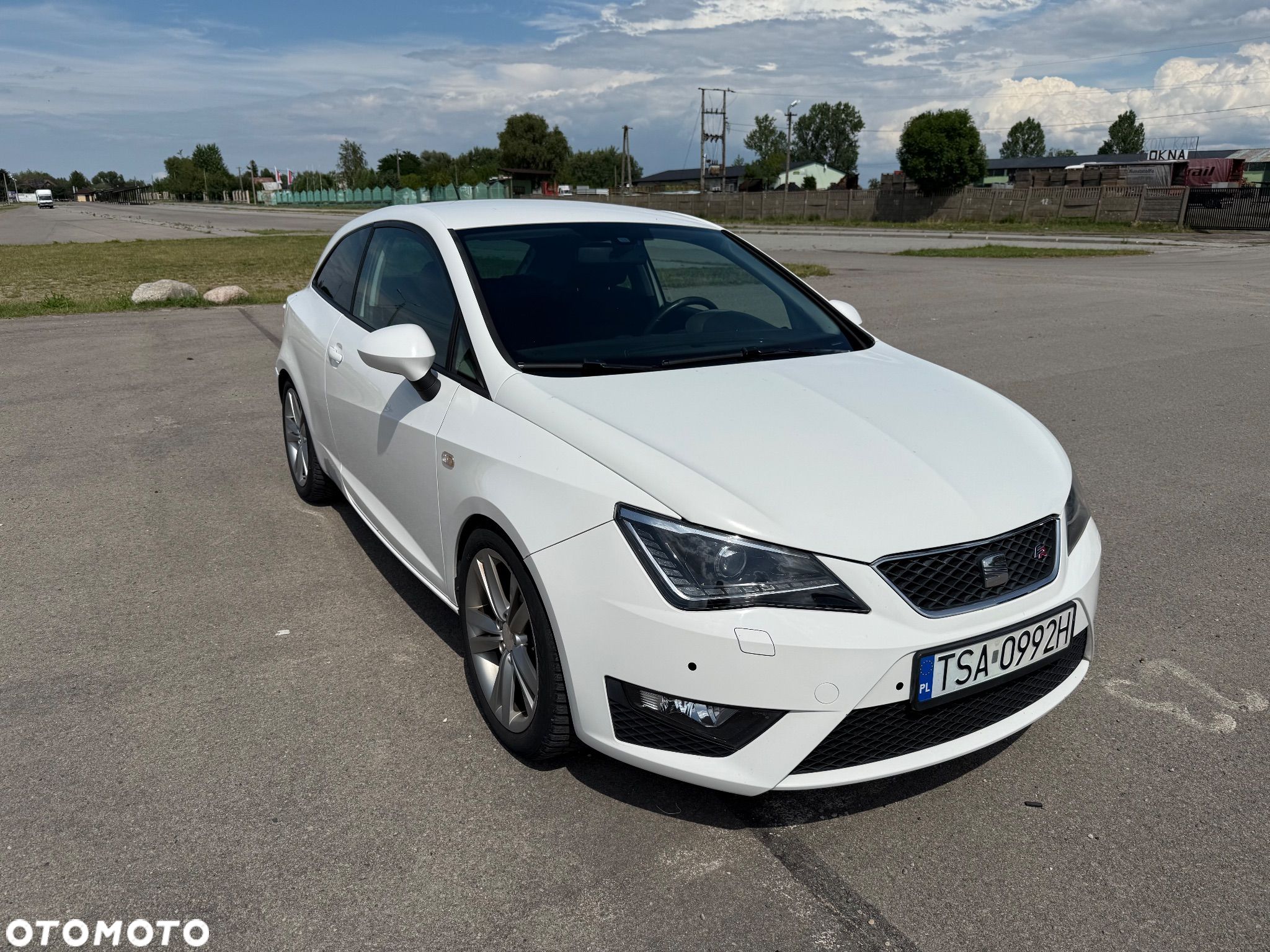 Seat Ibiza SC 1.2 TSI FR - 1