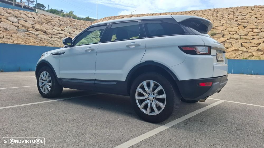 Land Rover Range Rover Evoque 2.0 D150 R-Dynamic - 4