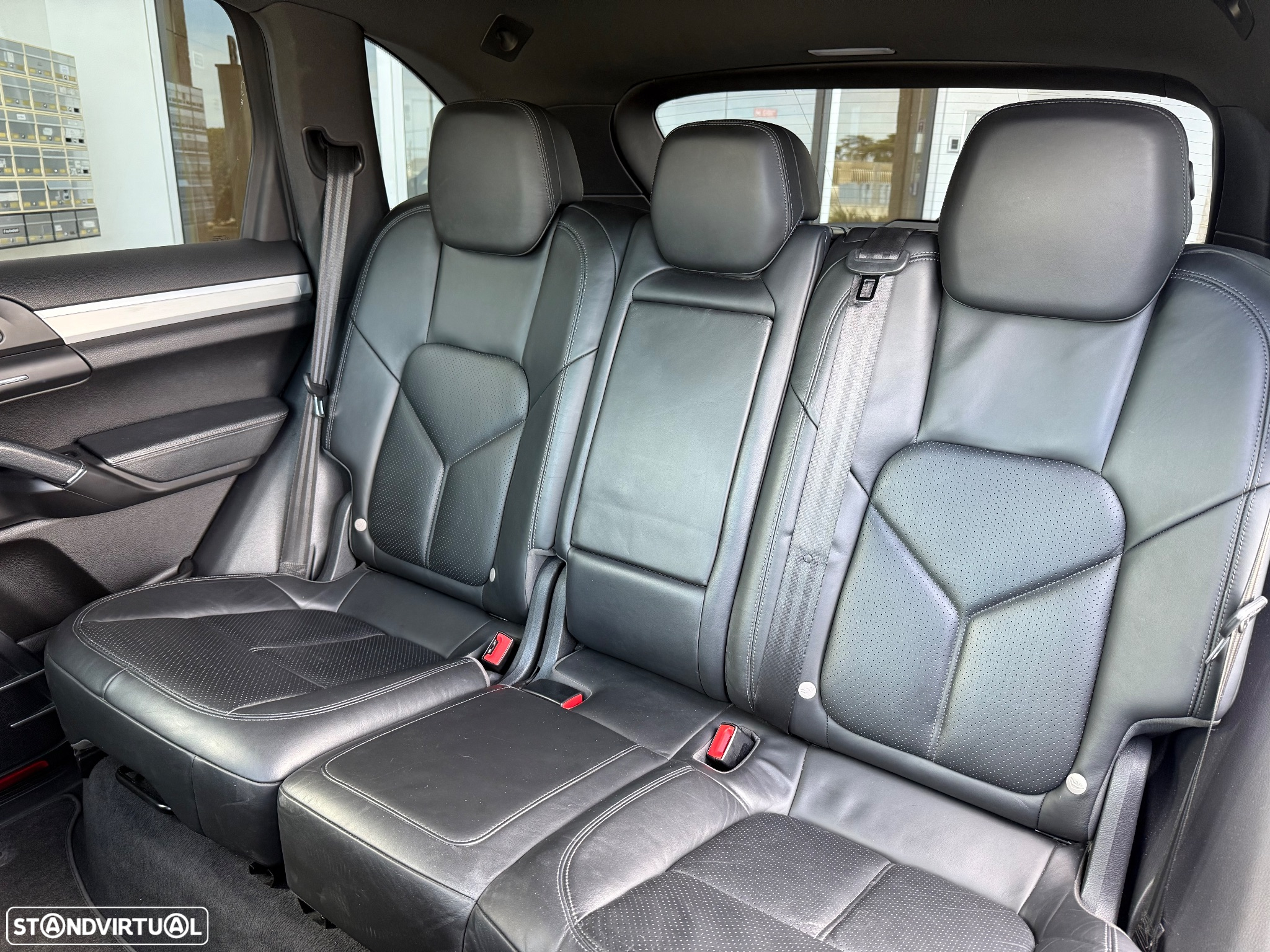 Porsche Cayenne II Platinum Edition - 26