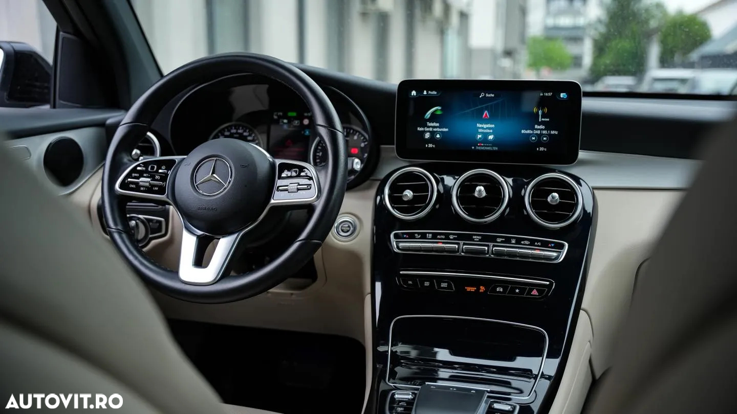 Mercedes-Benz GLC 300 e 4Matic 9G-TRONIC - 8