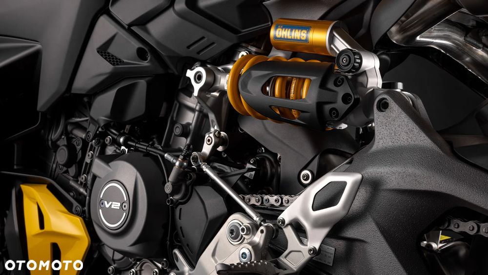 Ducati Streetfighter V2 - 13
