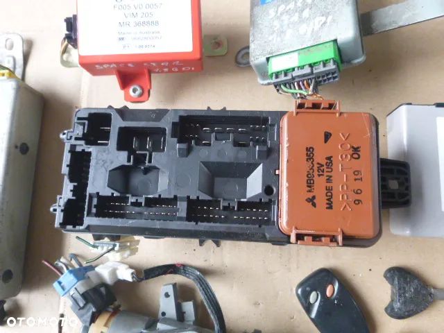 ZESTAW STARTOWY MITSUBISHI SPACE STAR 1.8 GDI MD362115 - 6