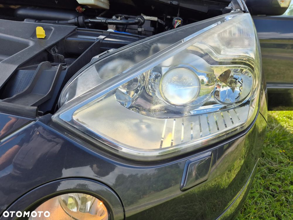 Ford S-Max 2.5 Titanium - 15