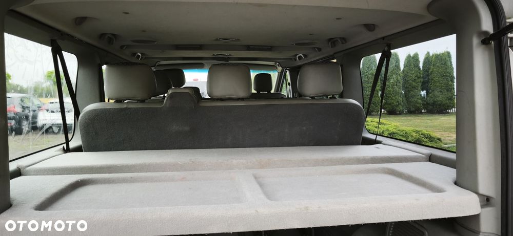 Opel Vivaro - 10