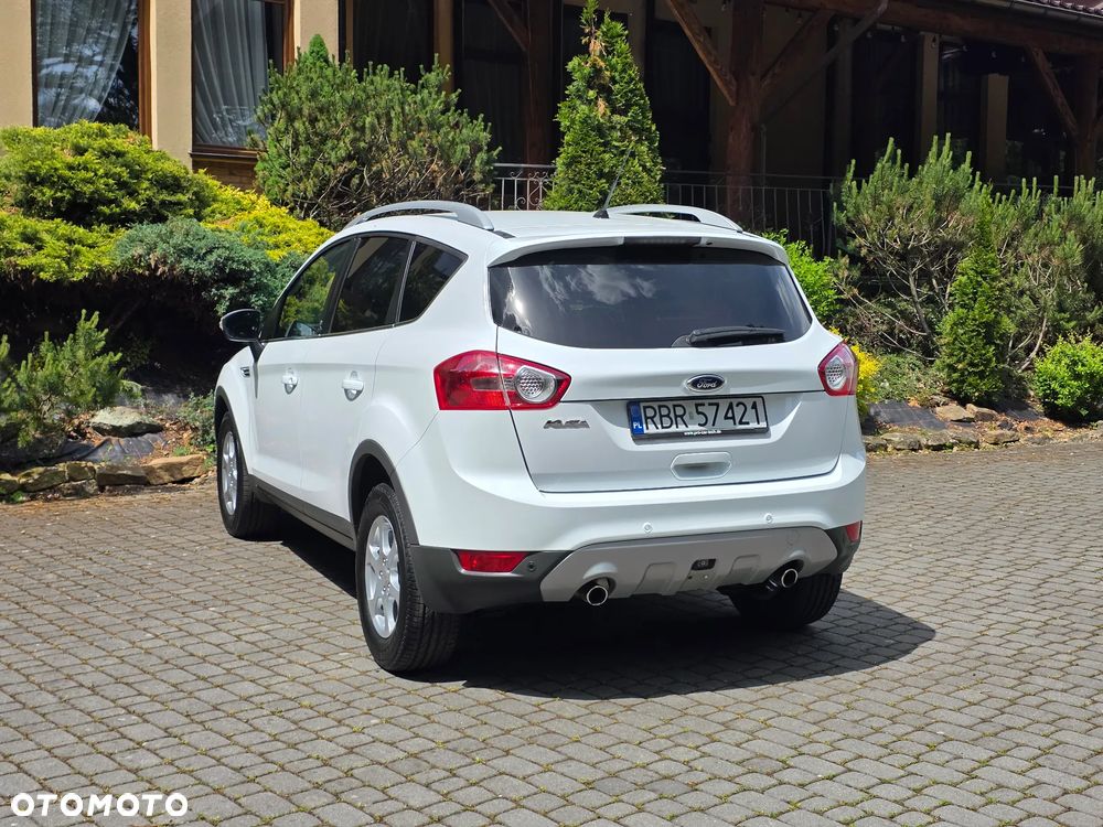Ford Kuga - 4