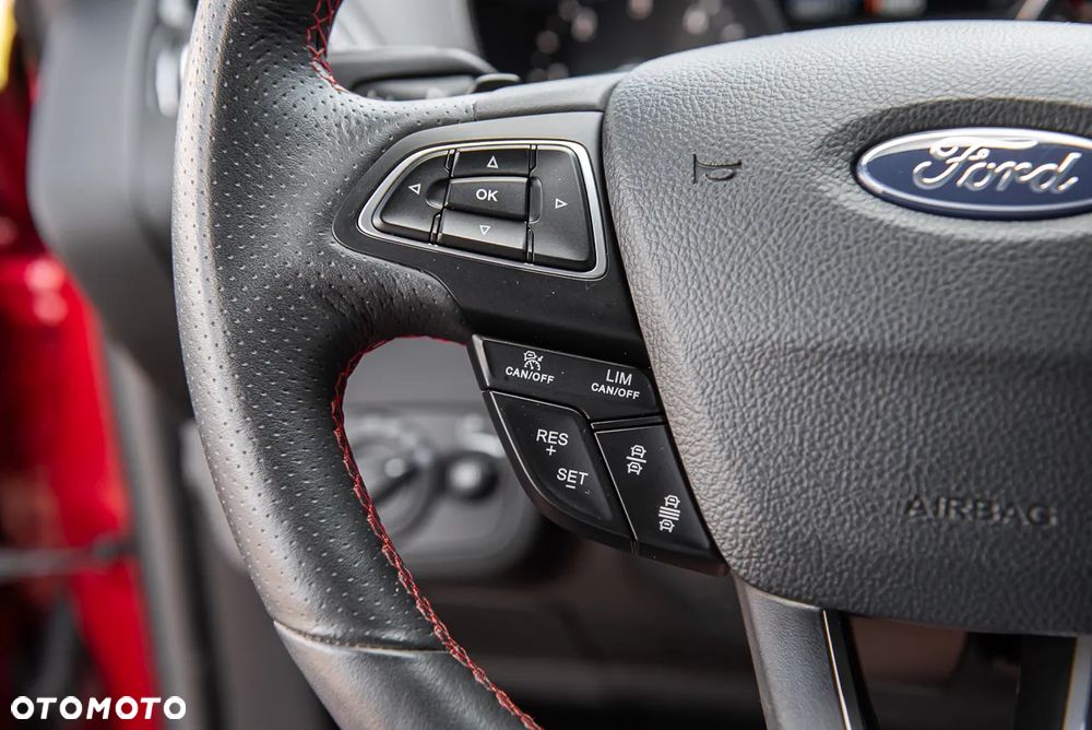 Ford Kuga 2.0 EcoBlue AWD ST-Line - 23