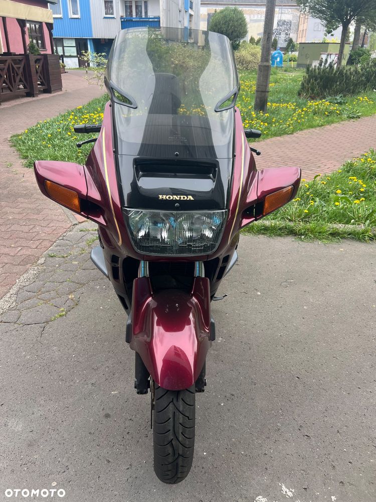 Honda ST - 9