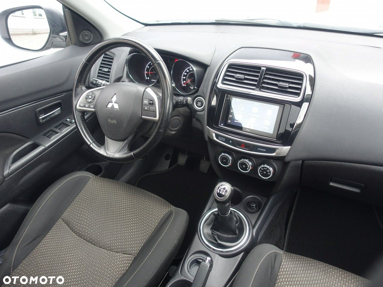 Mitsubishi ASX - 11