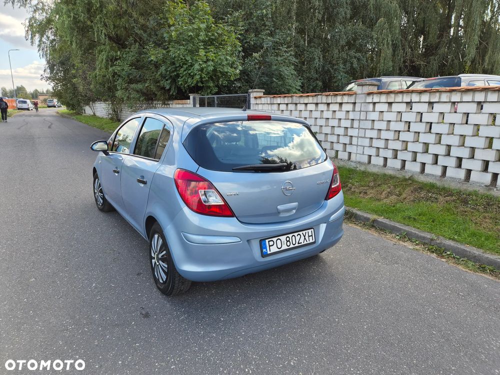 Opel Corsa 1.2 16V Cosmo - 6