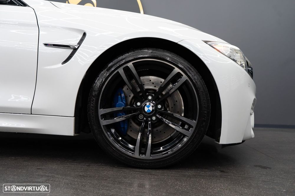 BMW M4 Auto - 12