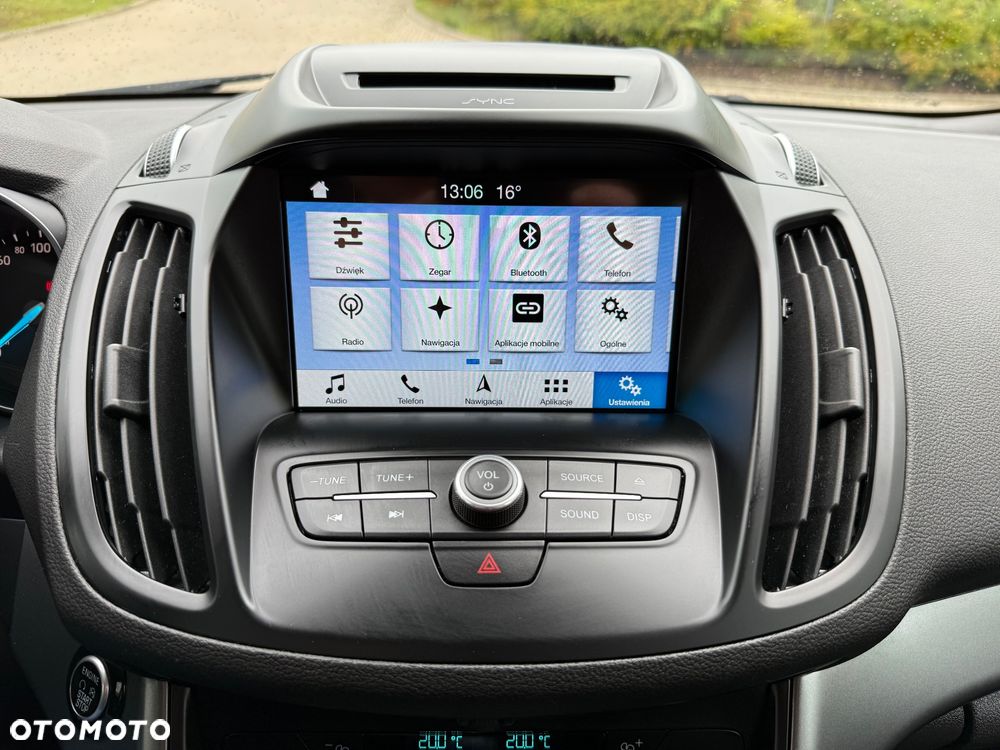 Ford Kuga 1.5 EcoBoost 2x4 Titanium - 16