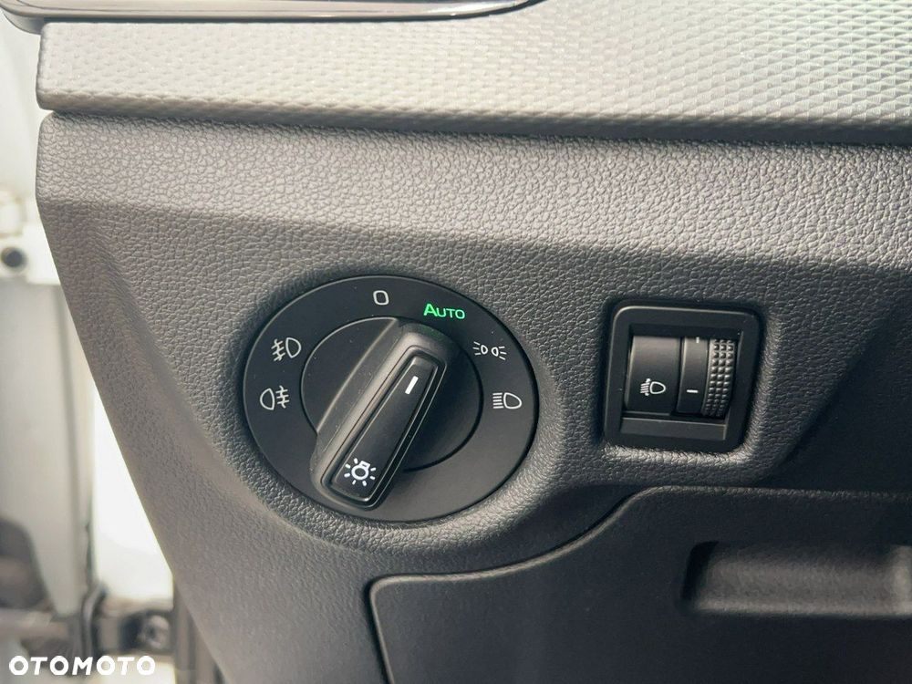 Skoda Scala 1.5 TSI Ambition DSG - 25