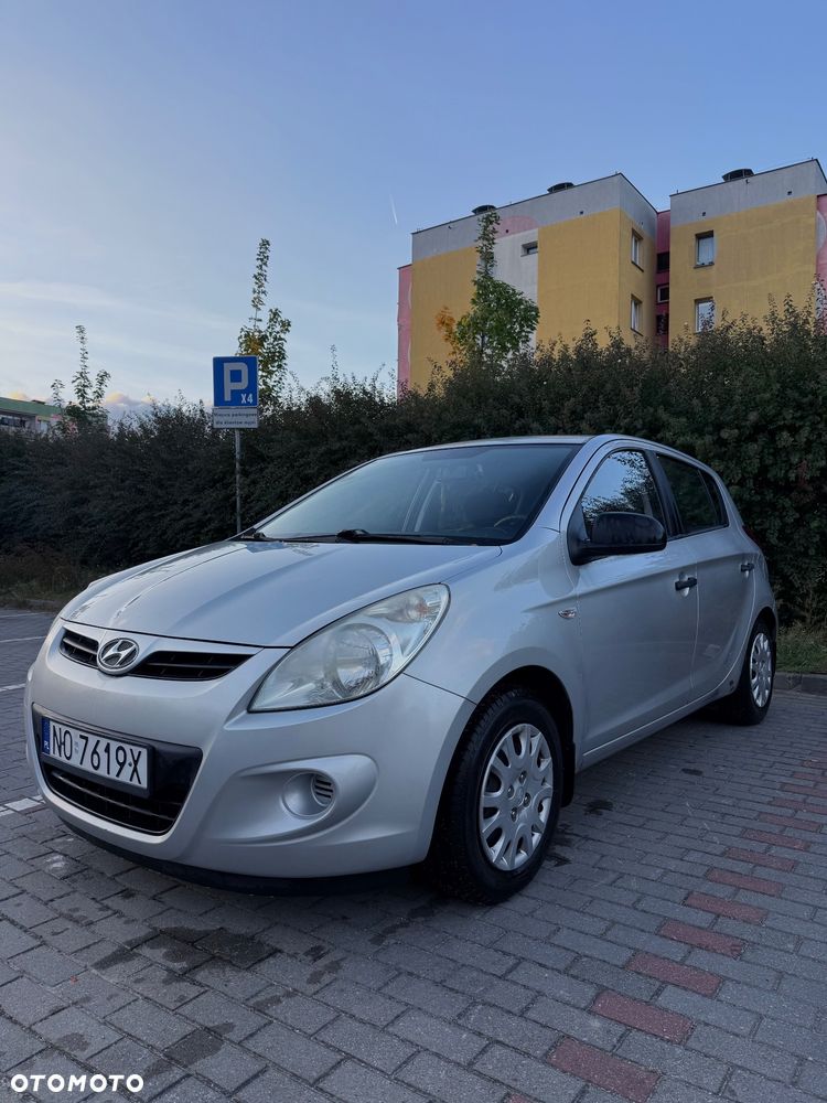 Hyundai I20