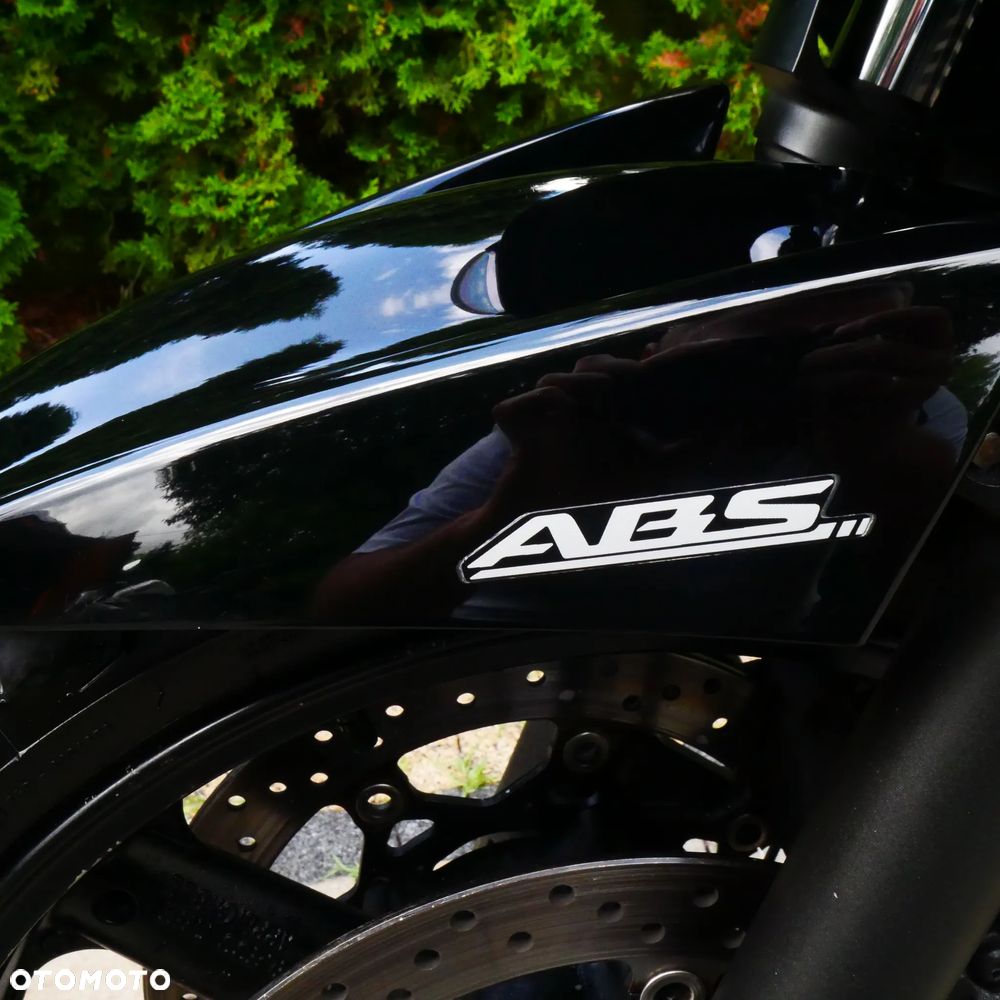 Suzuki GS - 9