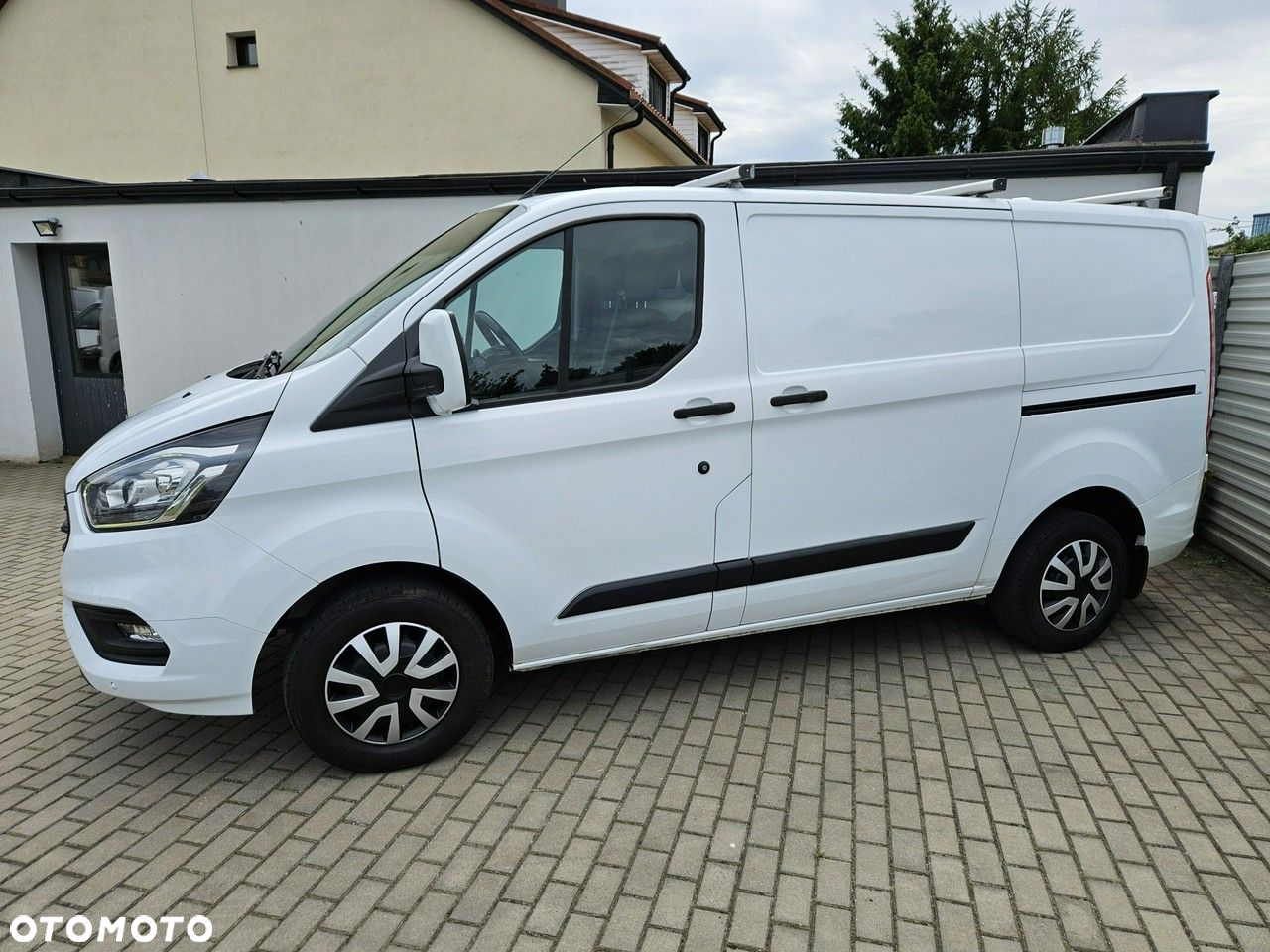 Ford Transit Custom - 12