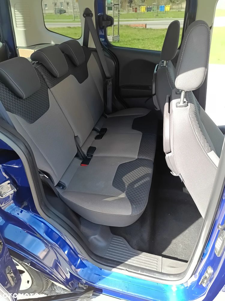Ford Tourneo Courier 1.0 EcoBoost Titanium - 6