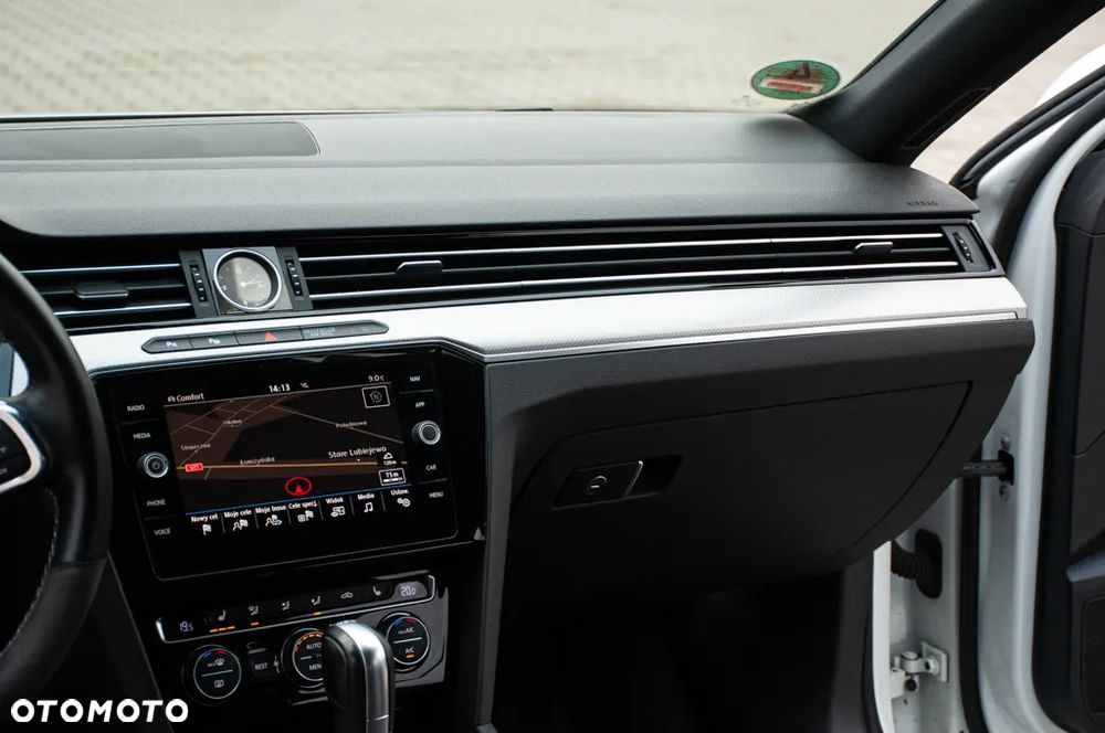 Volkswagen Passat 2.0 TDI SCR 4Motion DDG Highline - 33