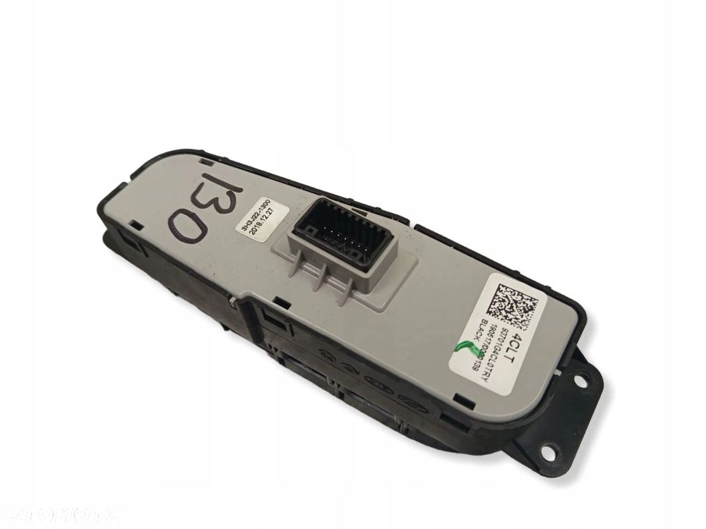 Przyciski Pasa Ruchu Martwego Pola ESP Hyundai I30 III FASTBACK 3H3J221300 - 8