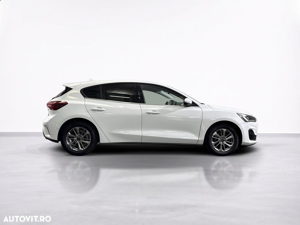 Ford Focus - 6