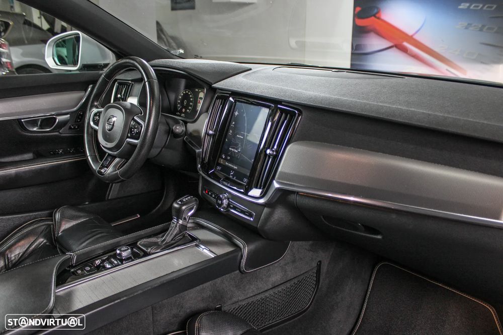 Volvo V90 2.0 D4 R-Design Geartronic - 29