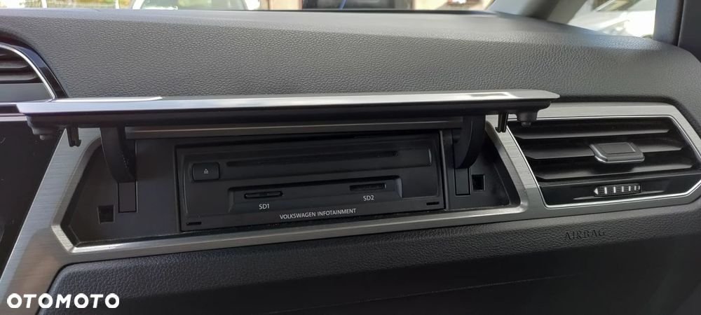Volkswagen Touran 1.6 TDI BMT SCR Trendline - 17