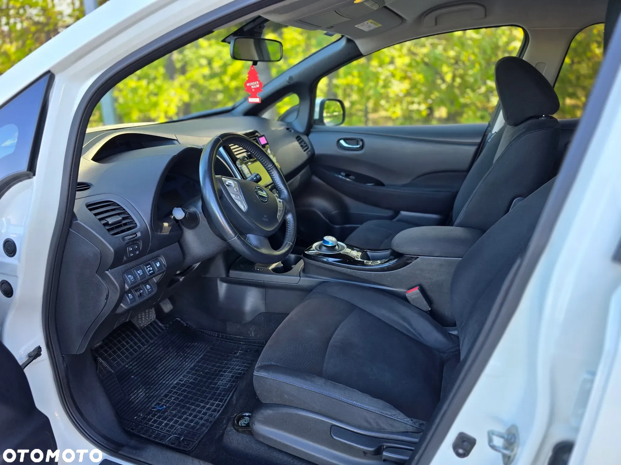Nissan Leaf 30 kWh (mit Batterie) Tekna - 29