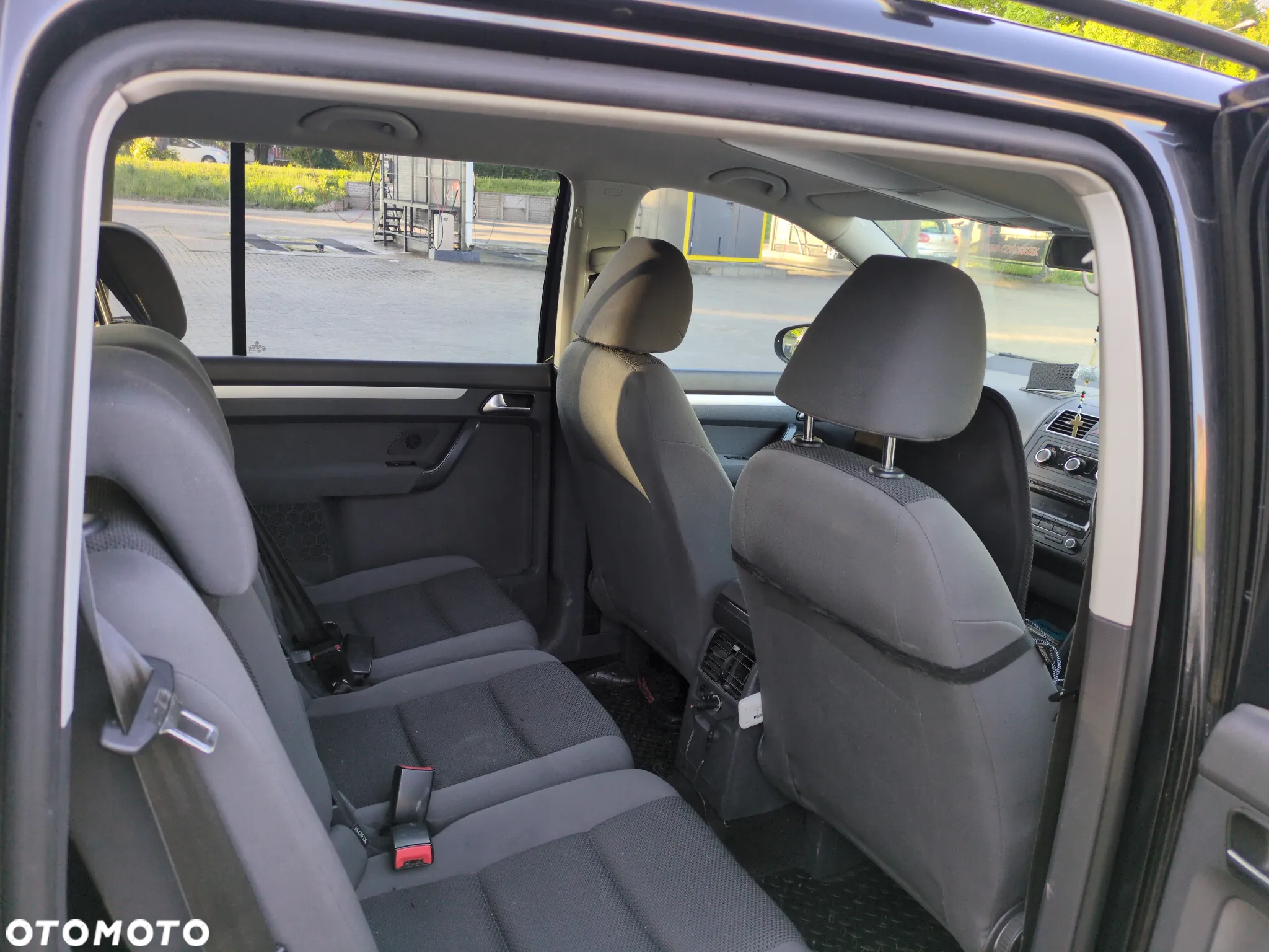 Volkswagen Touran 1.6 TDI DPF Trendline - 8