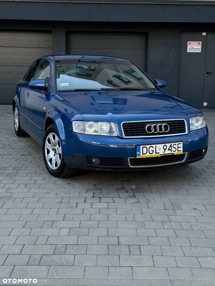 Audi A4 Limousine - 2
