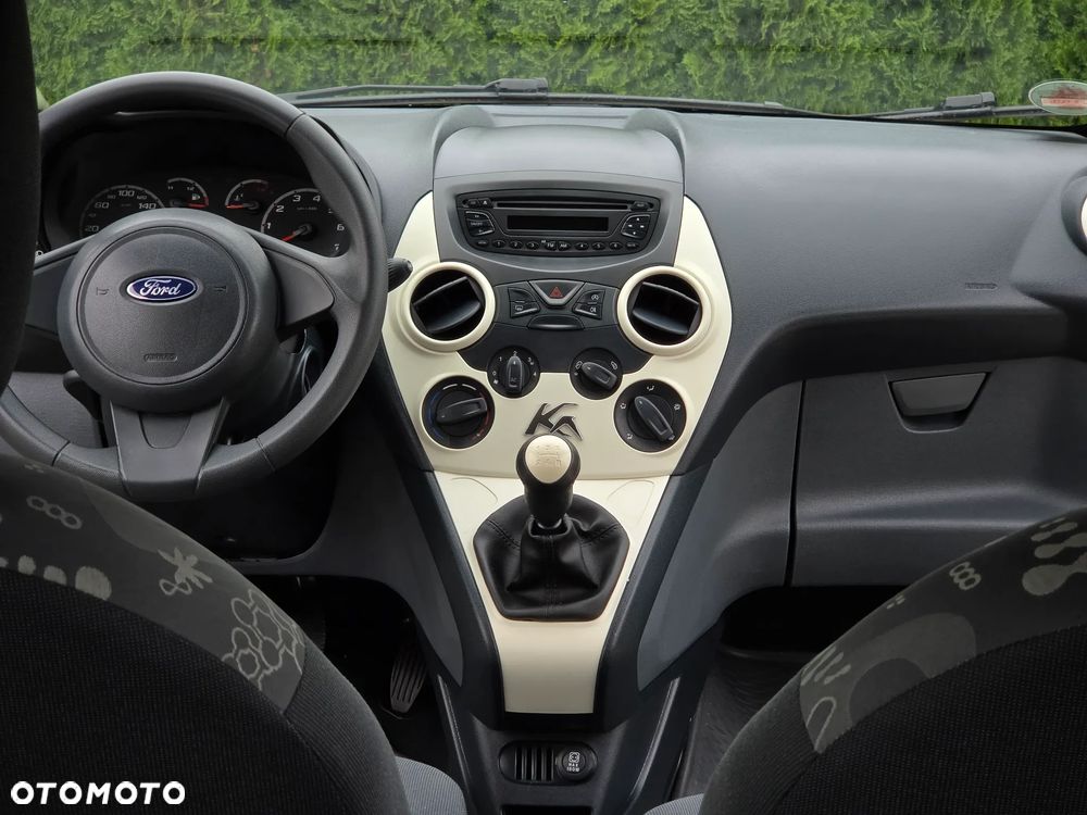 Ford KA - 33