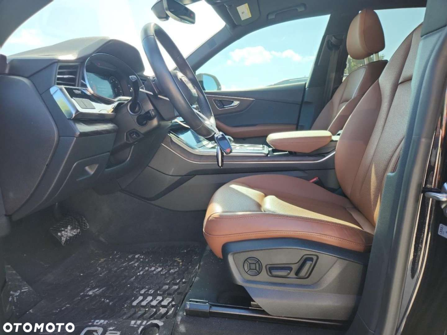 Audi Q8 - 8