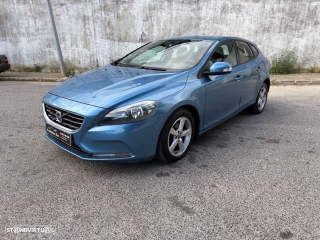 Volvo V40 1.6 D2 Eco Momentum - 1