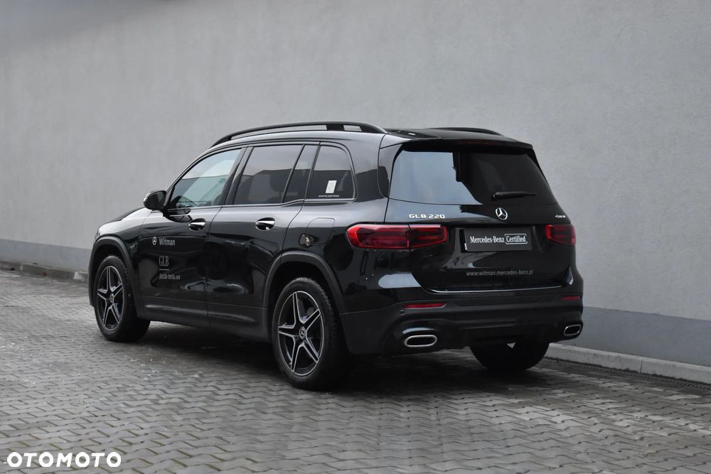 Mercedes-Benz GLB - 4