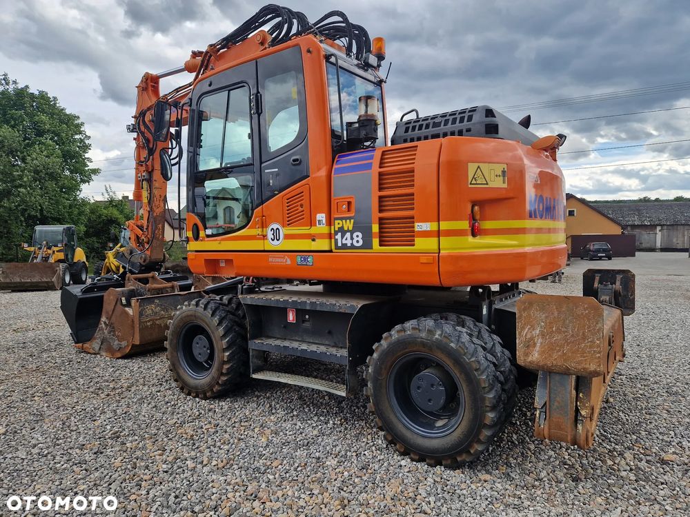 Komatsu PW148-8 - 16