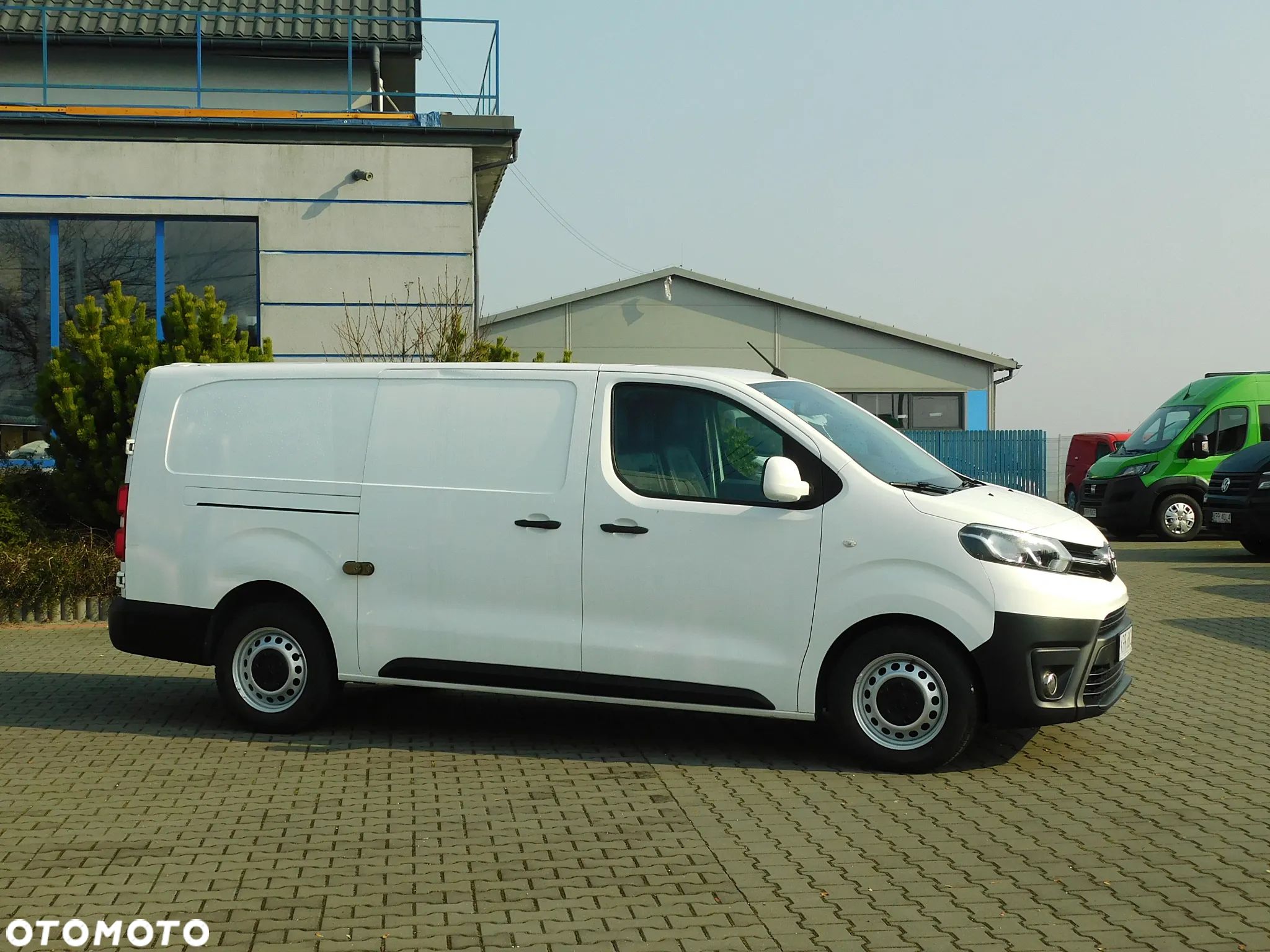Toyota Proace - 1