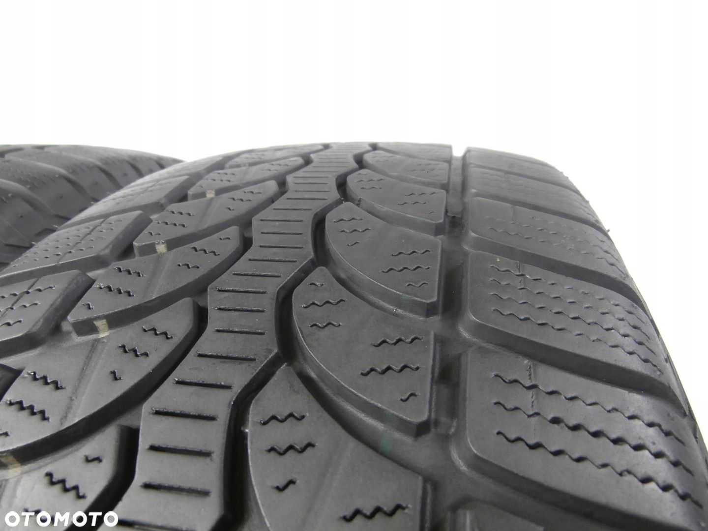 2X opony 245/65R17 BRIDGESTONE BLIZZAK LM-80 - 3