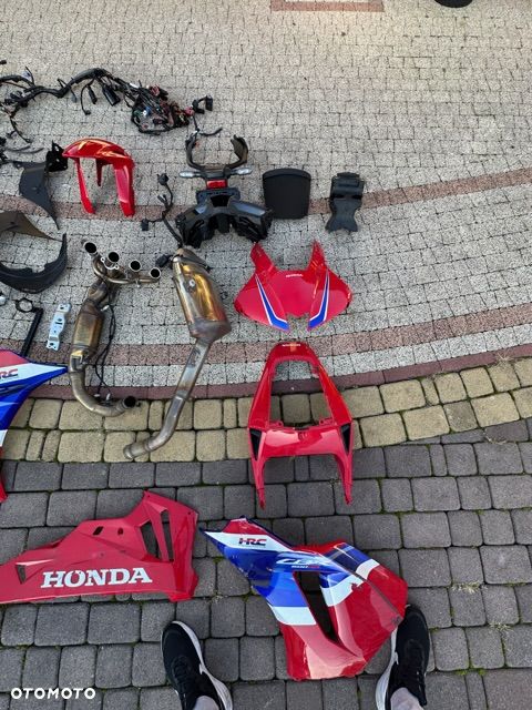 Części Honda Cbr 600rr 24-25 r Wszystko - 16