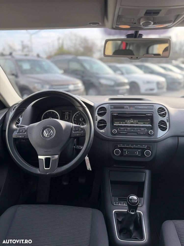 Volkswagen Tiguan - 8