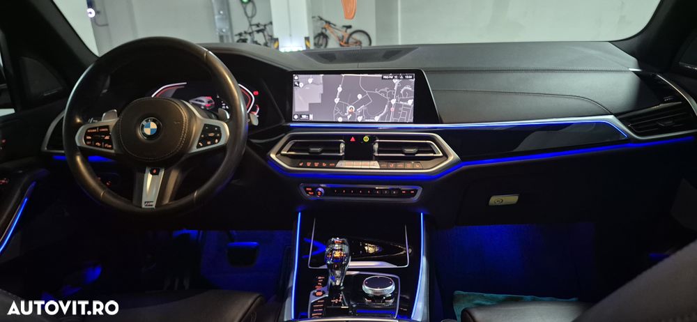 BMW X5 xDrive40i - 16