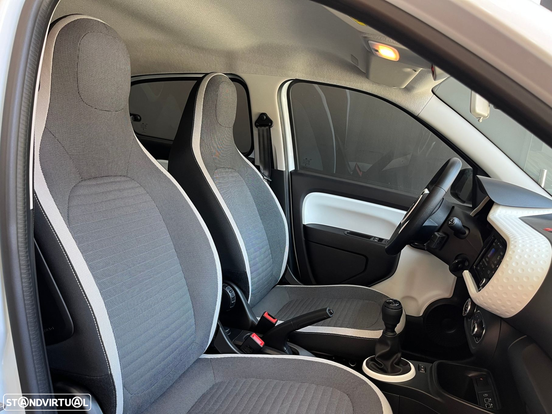 Renault Twingo 1.0 SCe Zen - 11