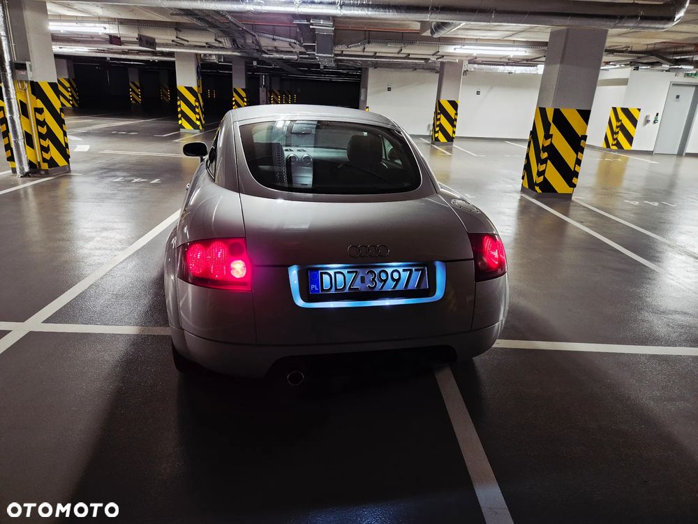 Audi TT Coupé 1.8 T - 23