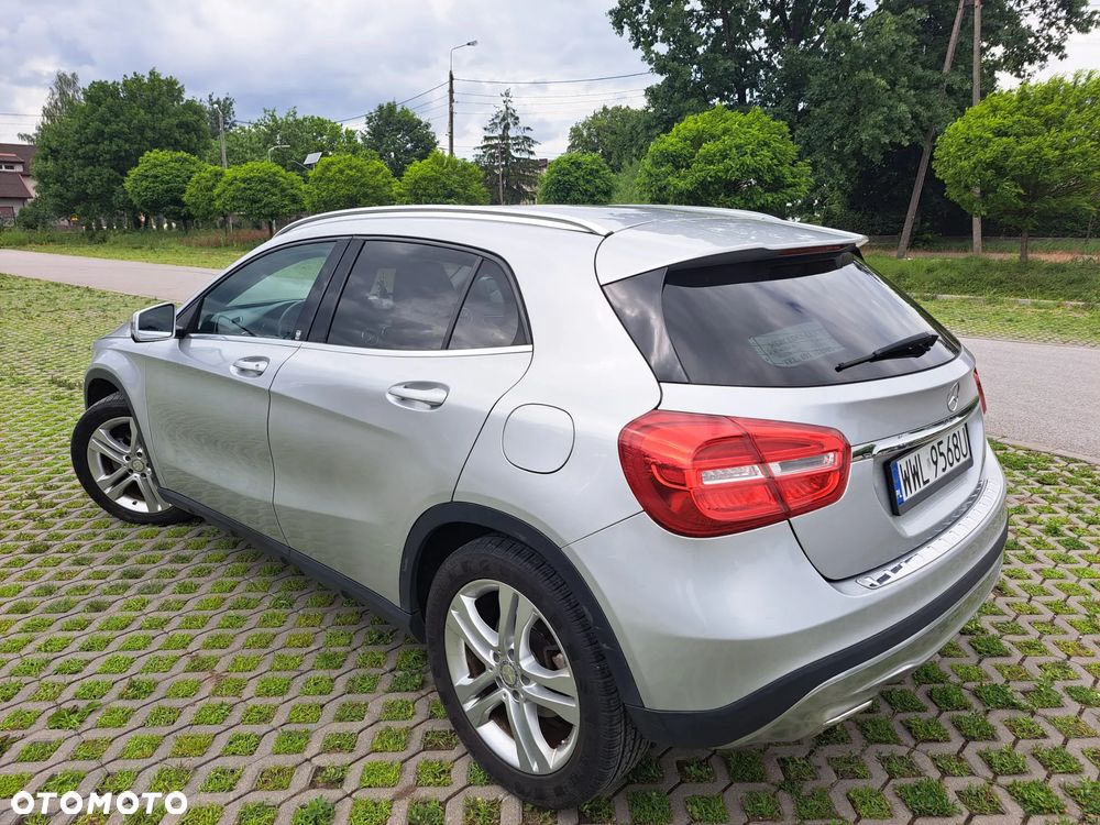 Mercedes-Benz GLA 200 (CDI) d - 4