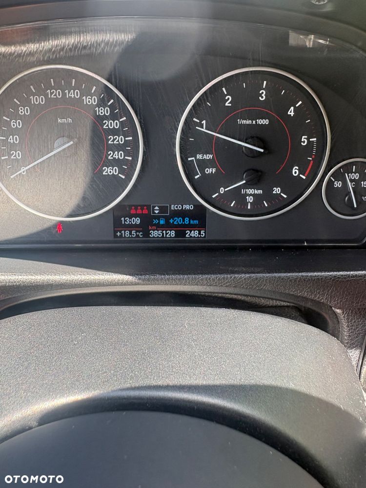 BMW Seria 3 320d Efficient Dynamics Edition Sport Line - 10