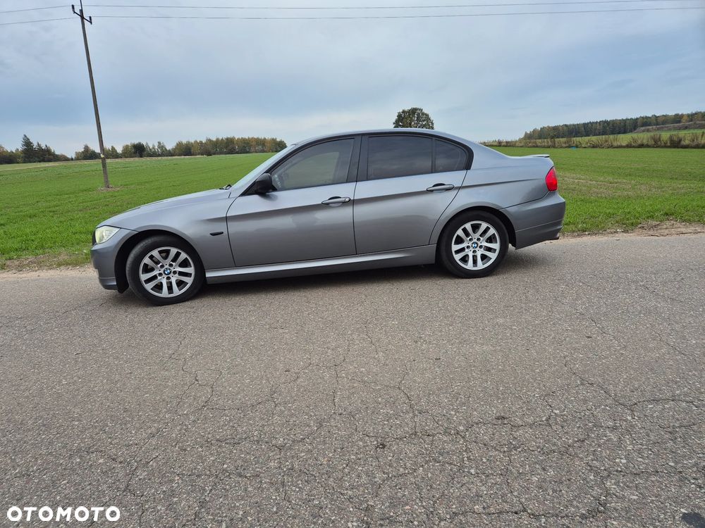 BMW Seria 3 - 10