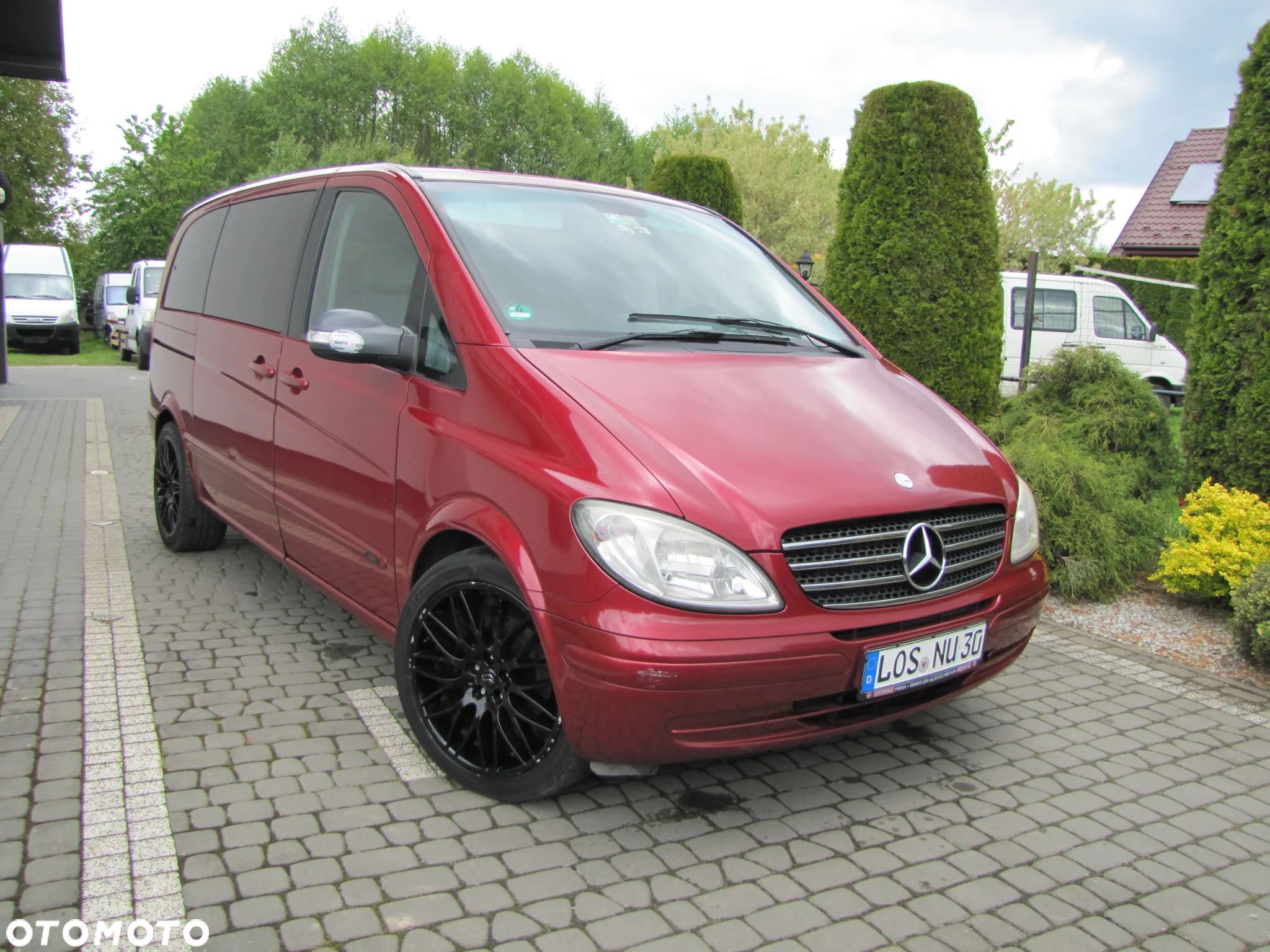 Mercedes-Benz Viano - 1