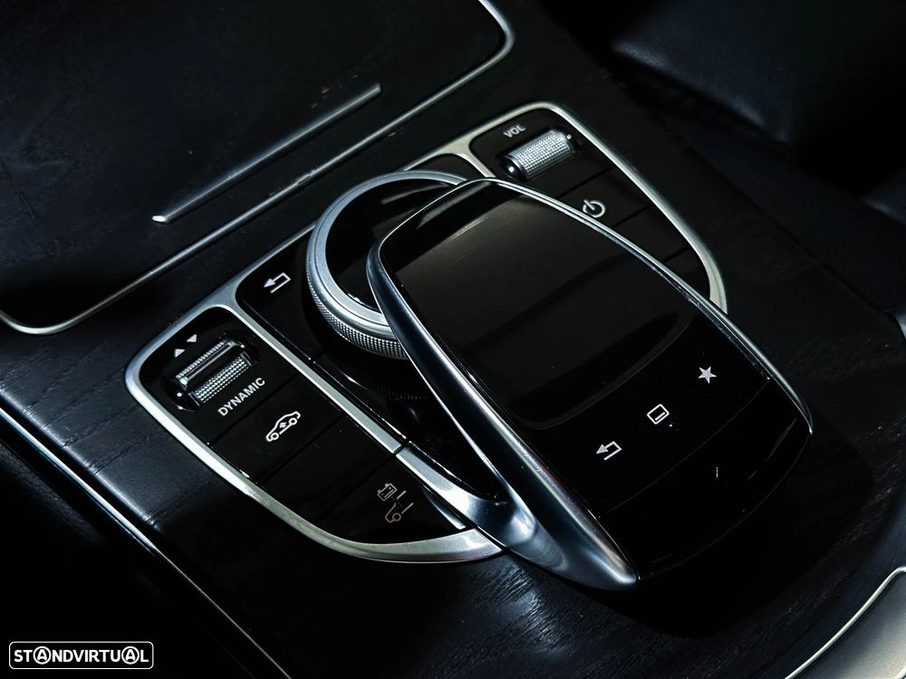 Mercedes-Benz C 350 e T 7G-TRONIC AMG Line - 48