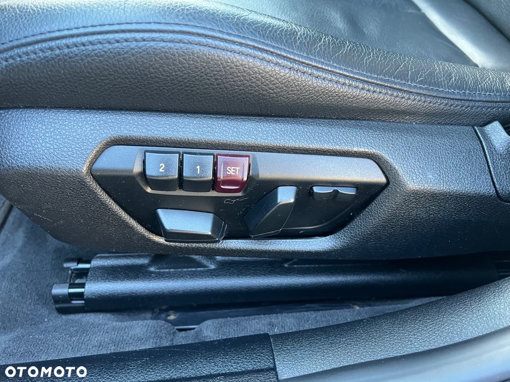 BMW Seria 3 - 22